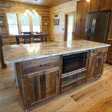lake-home-cabin-kitchen3